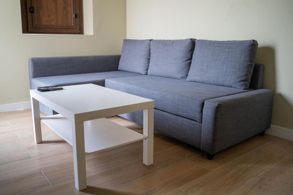 Optimus Corazon De Triana Apartment Севиля Екстериор снимка