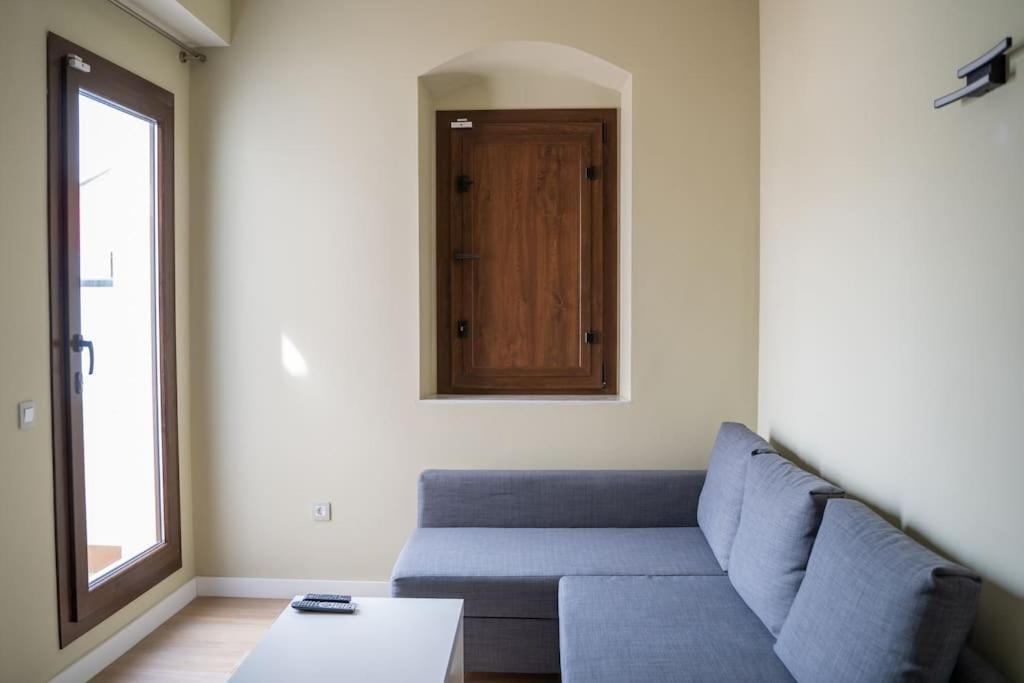 Optimus Corazon De Triana Apartment Севиля Екстериор снимка