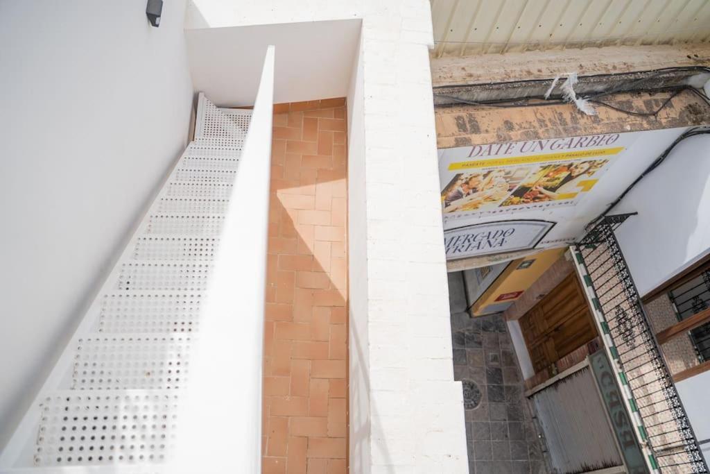 Optimus Corazon De Triana Apartment Севиля Екстериор снимка
